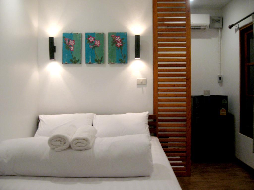 Toffee House Hotel Nakhon Nayok Room photo